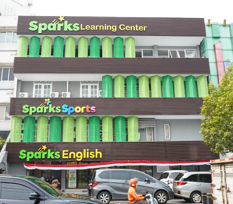 Center Sparks English TJD
