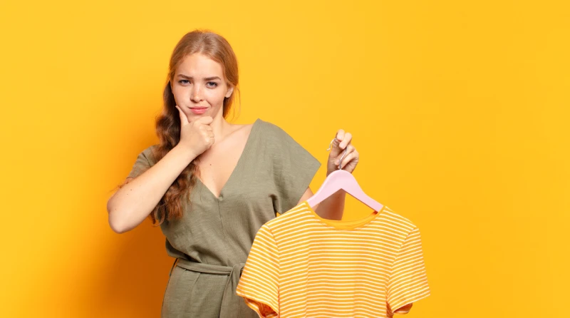 pakaian dalam bahasa inggris