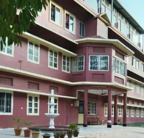 sekolah internasional di surabaya