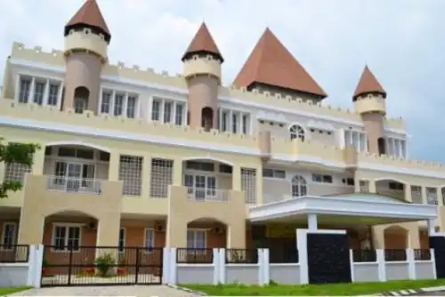 sekolah internasional di surabaya