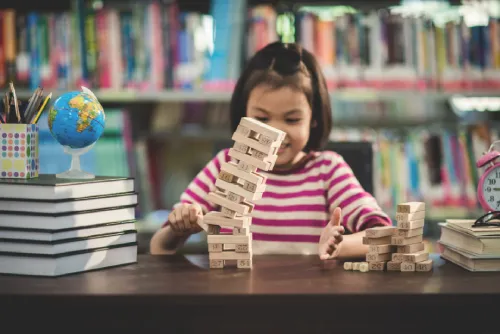 mainan edukasi anak 3 tahun
