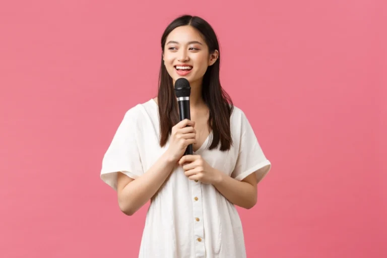 cara melatih public speaking