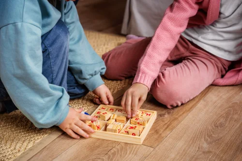 bermain-board-game