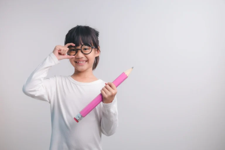 cara melatih anak berpikir kritis