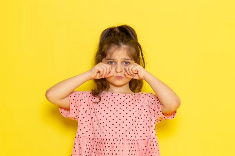 cara mengatasi anak cengeng dan penakut