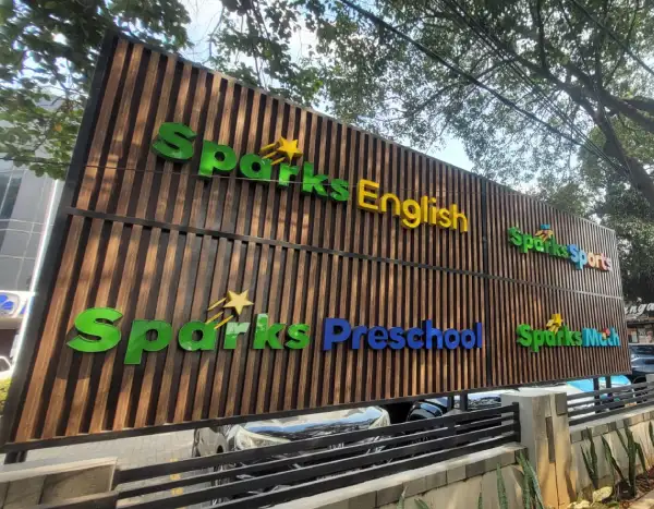 sparks english kemang