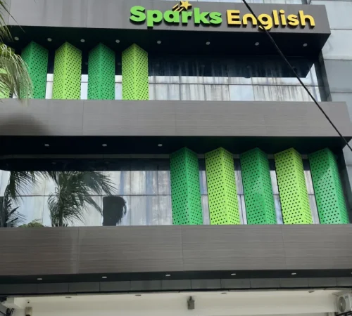 Center Sparks English Kalimalang
