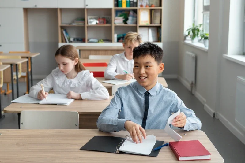 Contoh Sopan Santun di Sekolah