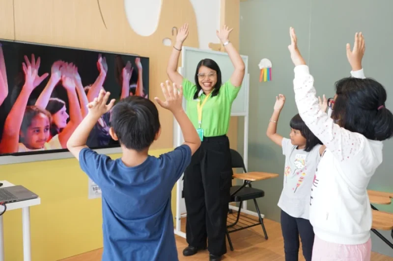 Sparks English kursus bing anak hero section