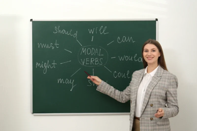 perbedaan can dan could